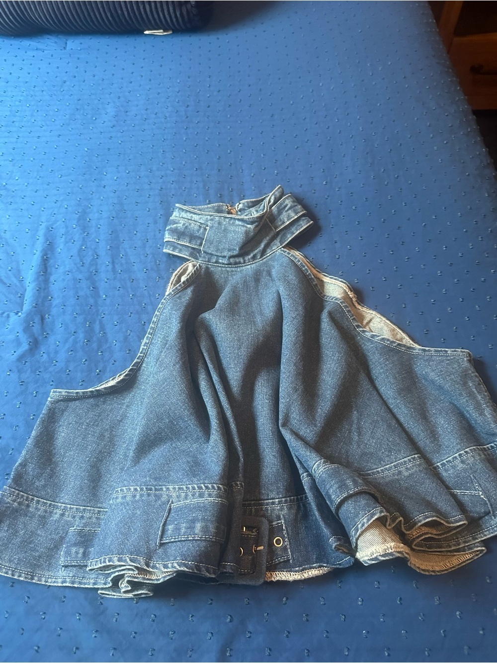 Denim Halter Crop Top in Washed Blue - Picture 3 of 4